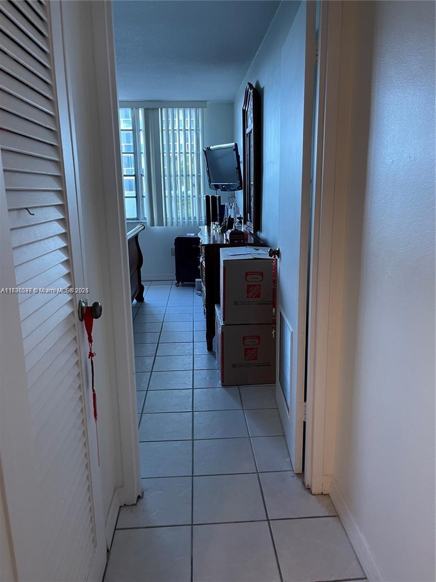 KENNEDY HOUSE CONDO - Residential