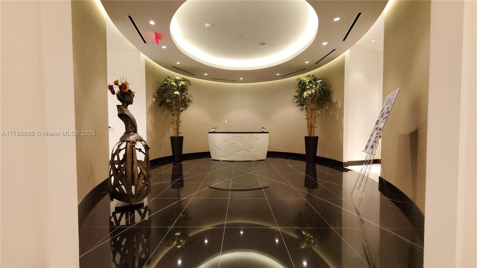 Paramount Miami World Cent - Residential