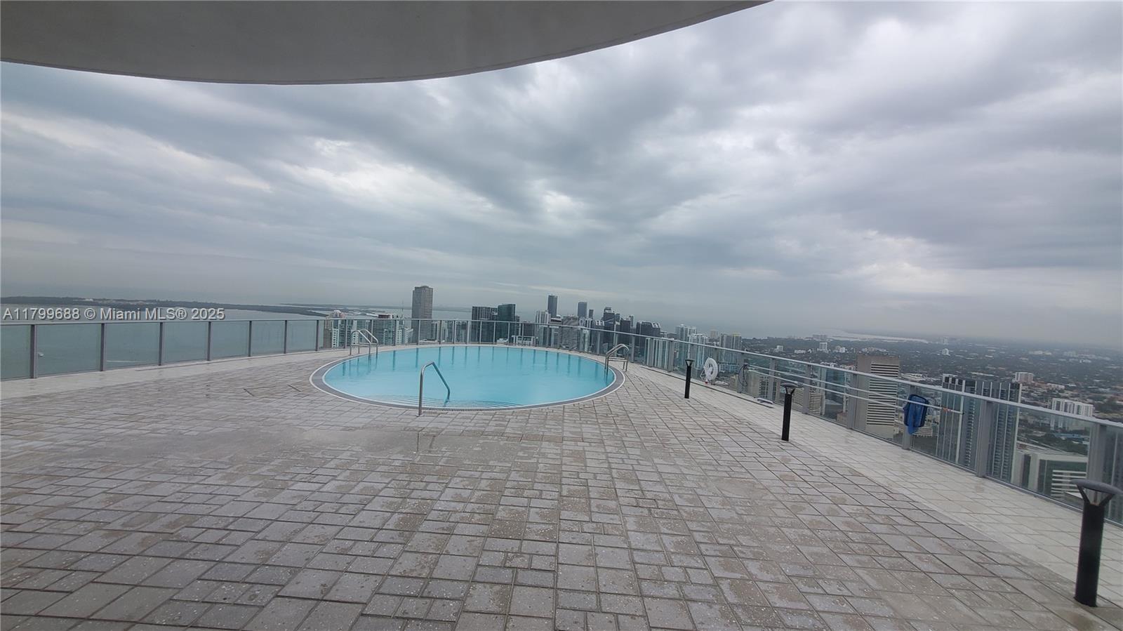 Paramount Miami World Cent - Residential