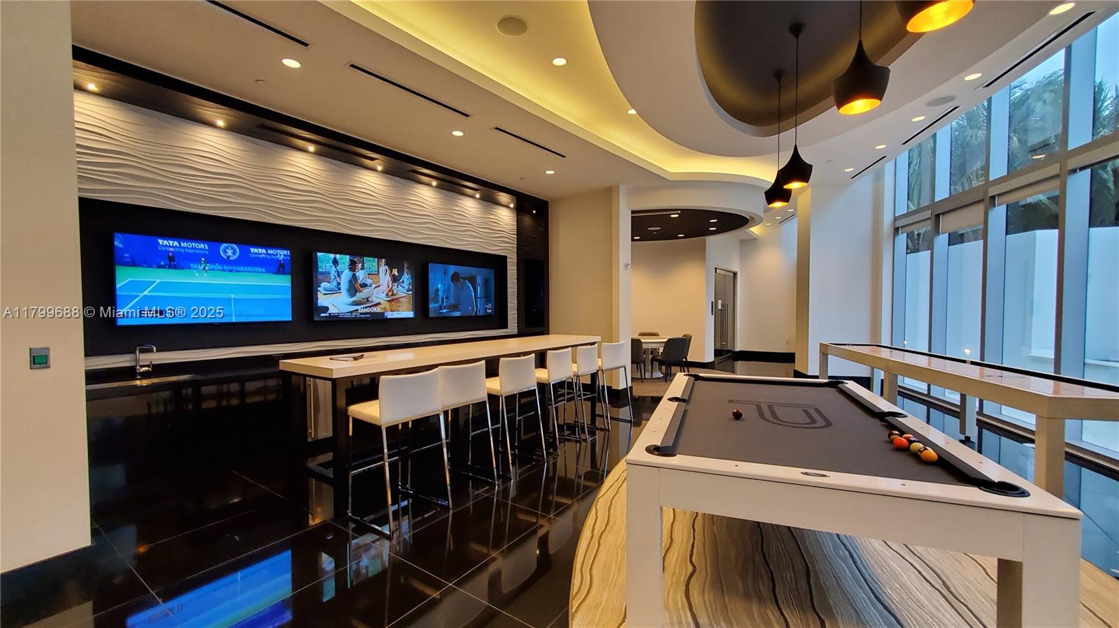 Paramount Miami World Cent - Residential