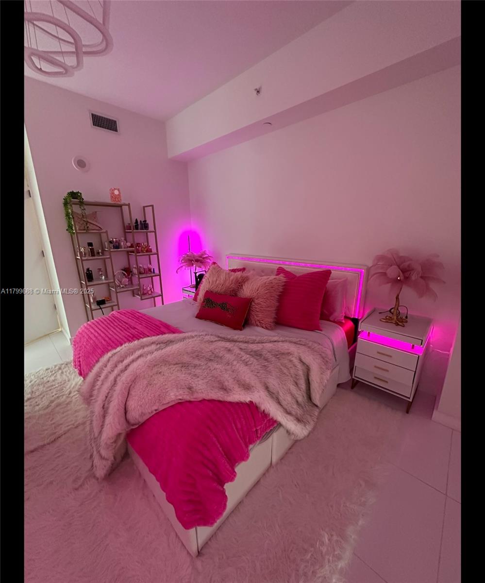 Paramount Miami World Cent - Residential