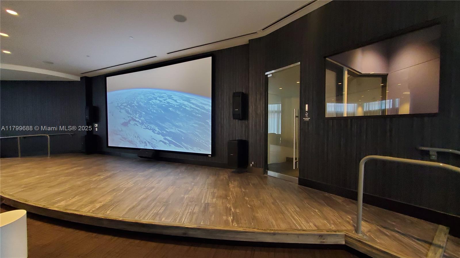 Paramount Miami World Cent - Residential