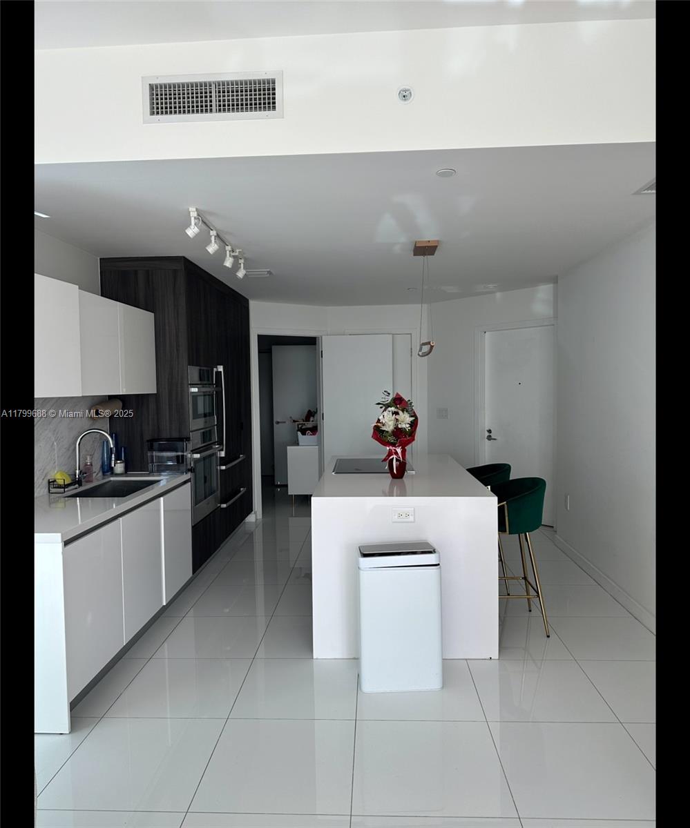Paramount Miami World Cent - Residential