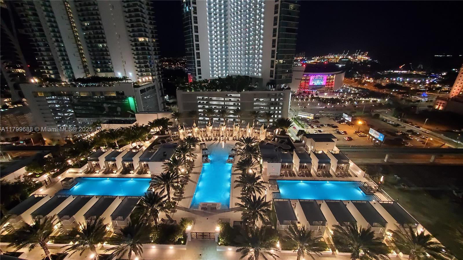Paramount Miami World Cent - Residential