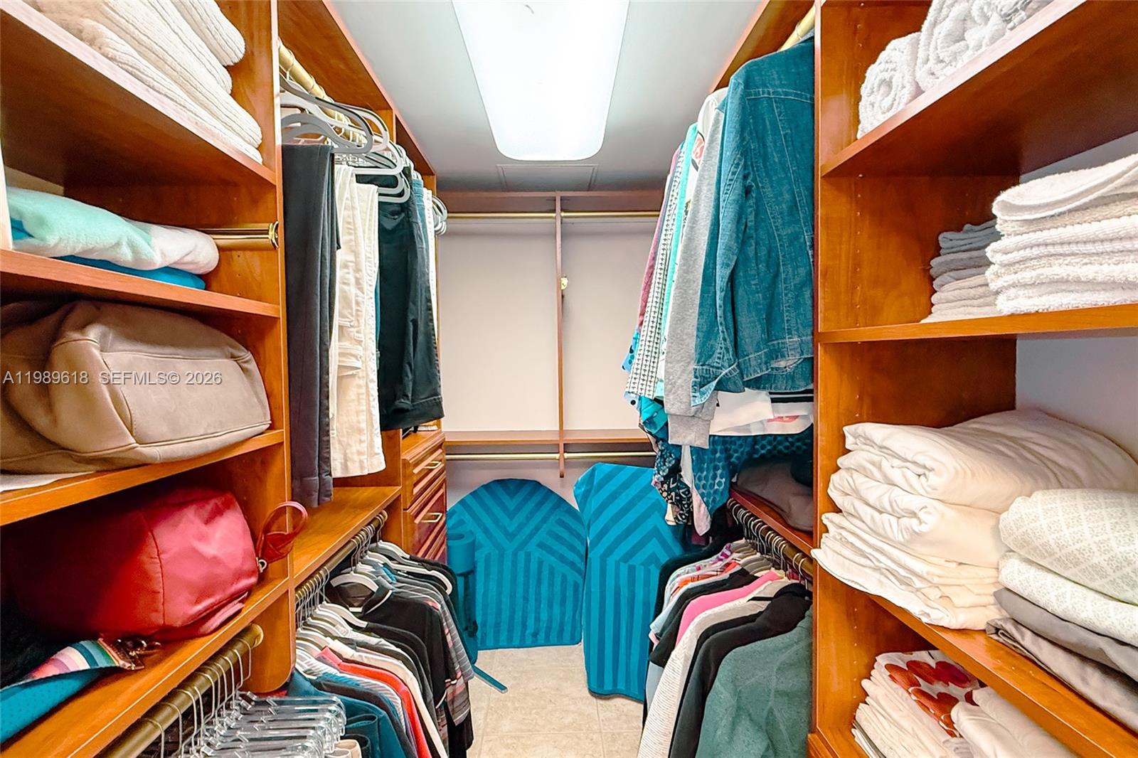 PALMS TOWER ONE CONDO - Residential