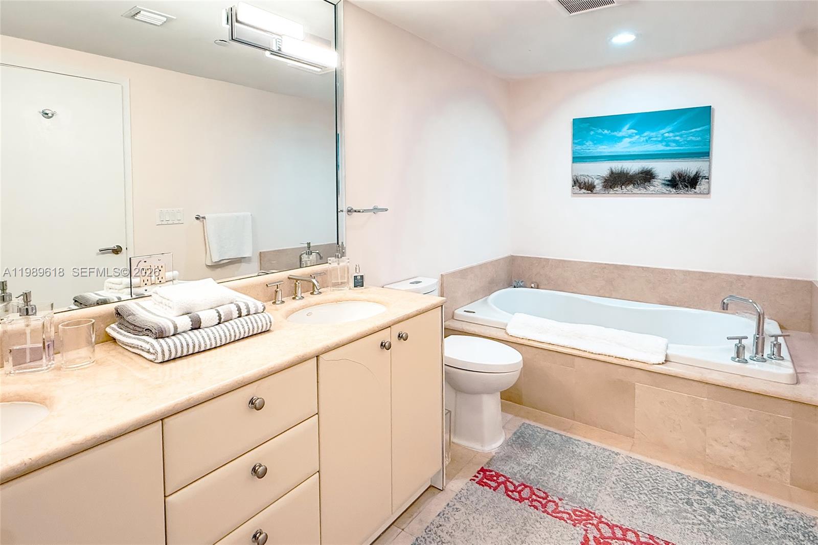 PALMS TOWER ONE CONDO - Residential