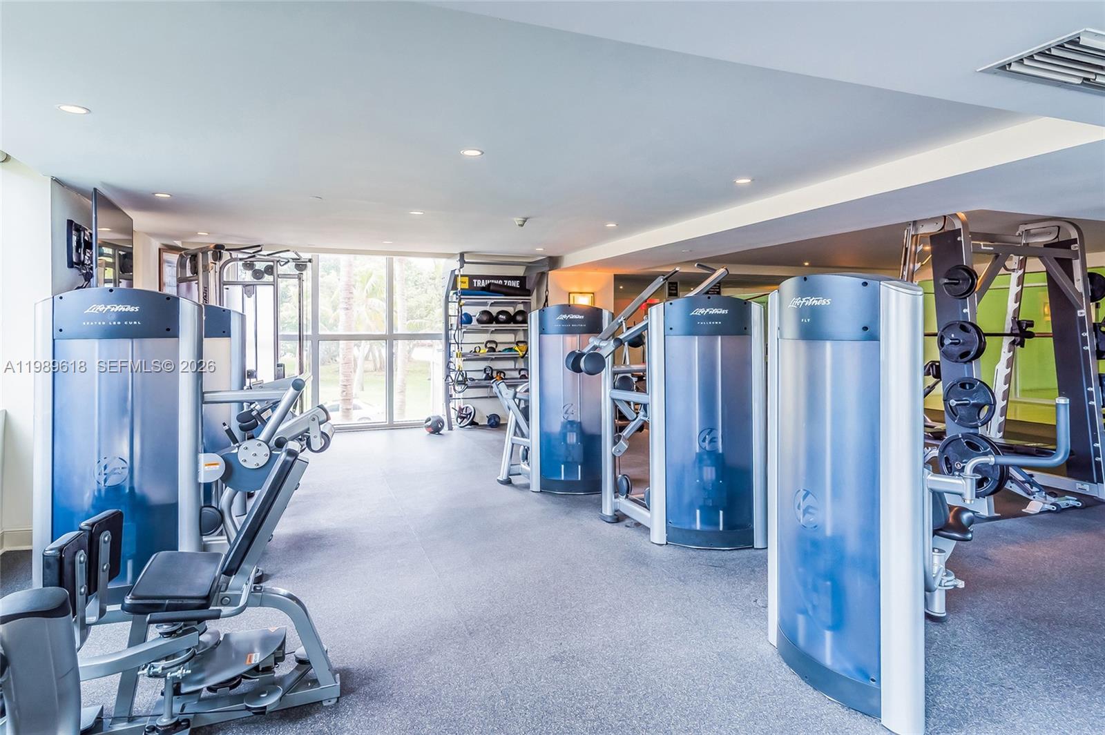 PALMS TOWER ONE CONDO - Residential