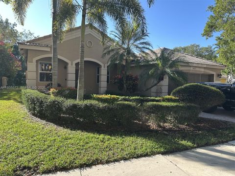 Photo of Weston, FL 33331 (MLS # A11935572)
