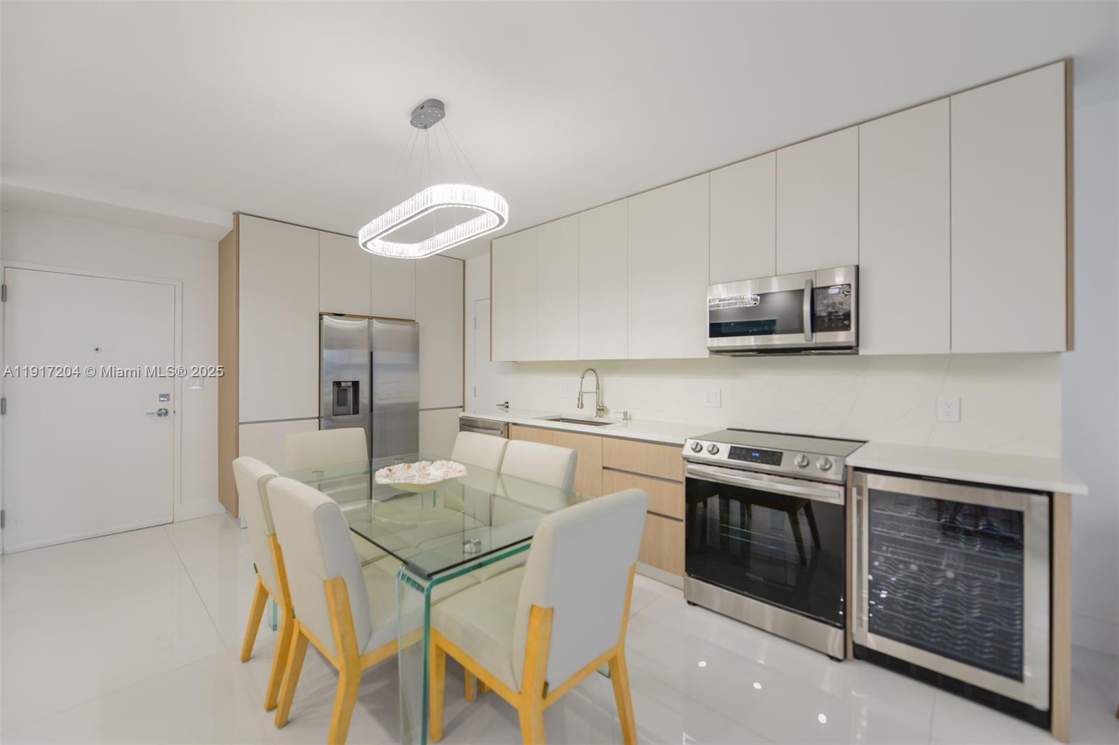 HEMISPHERES CONDO - Residential Lease