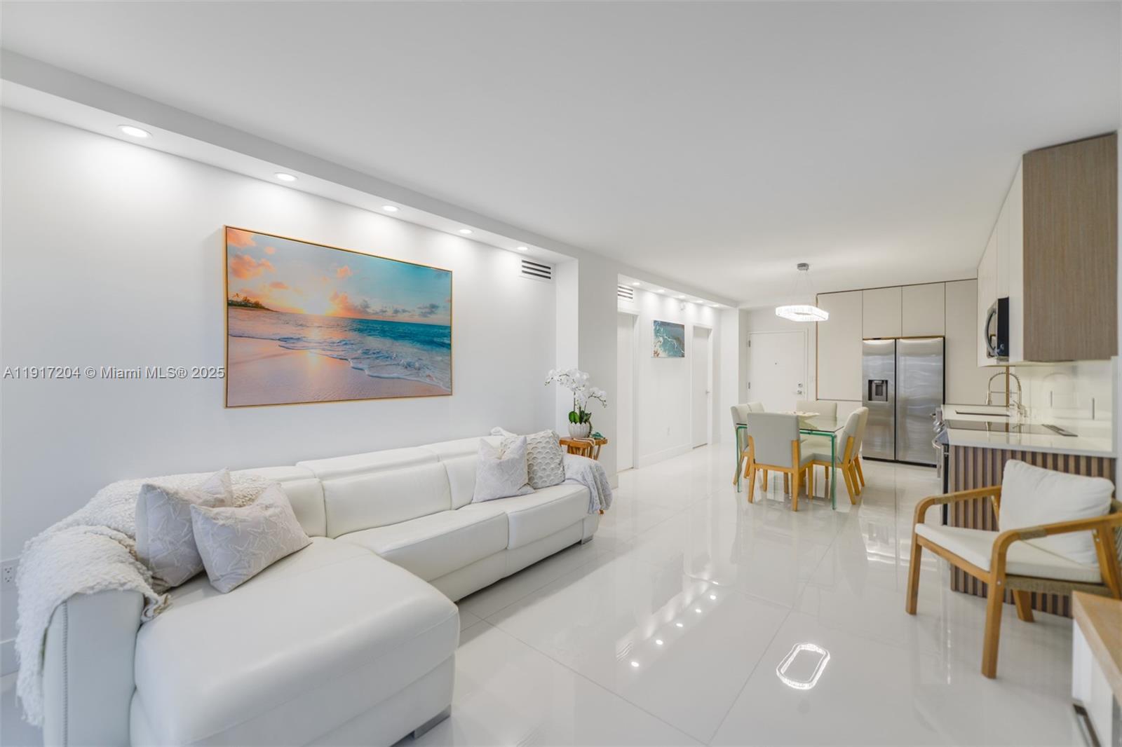 HEMISPHERES CONDO - Residential Lease