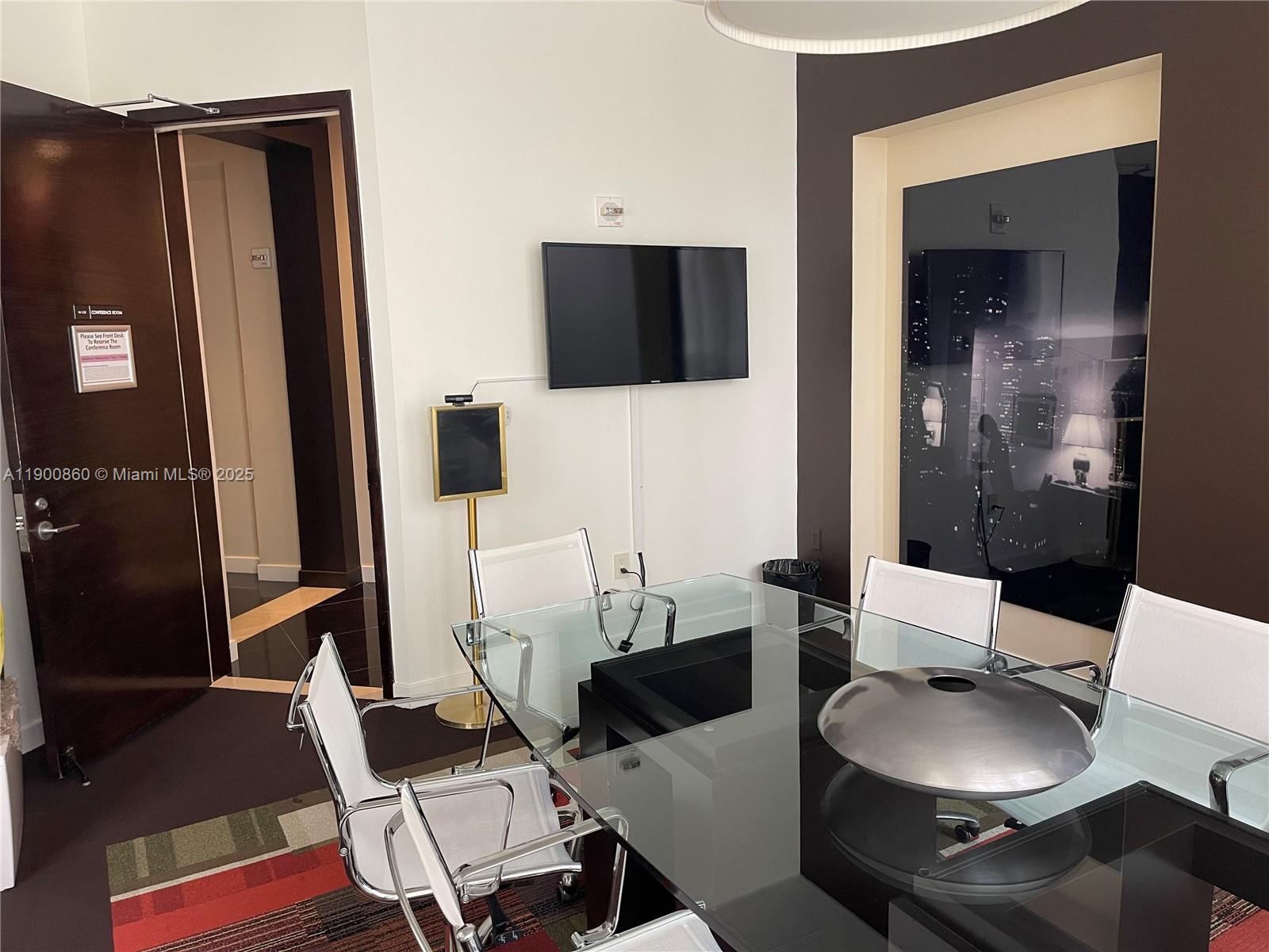 CITYPLACE SOUTH TOWER CON - Residential Lease