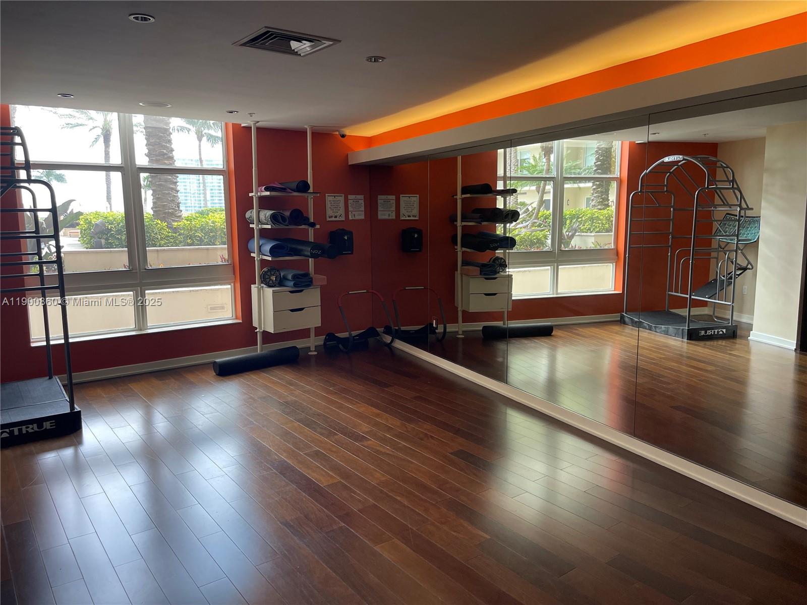 CITYPLACE SOUTH TOWER CON - Residential Lease