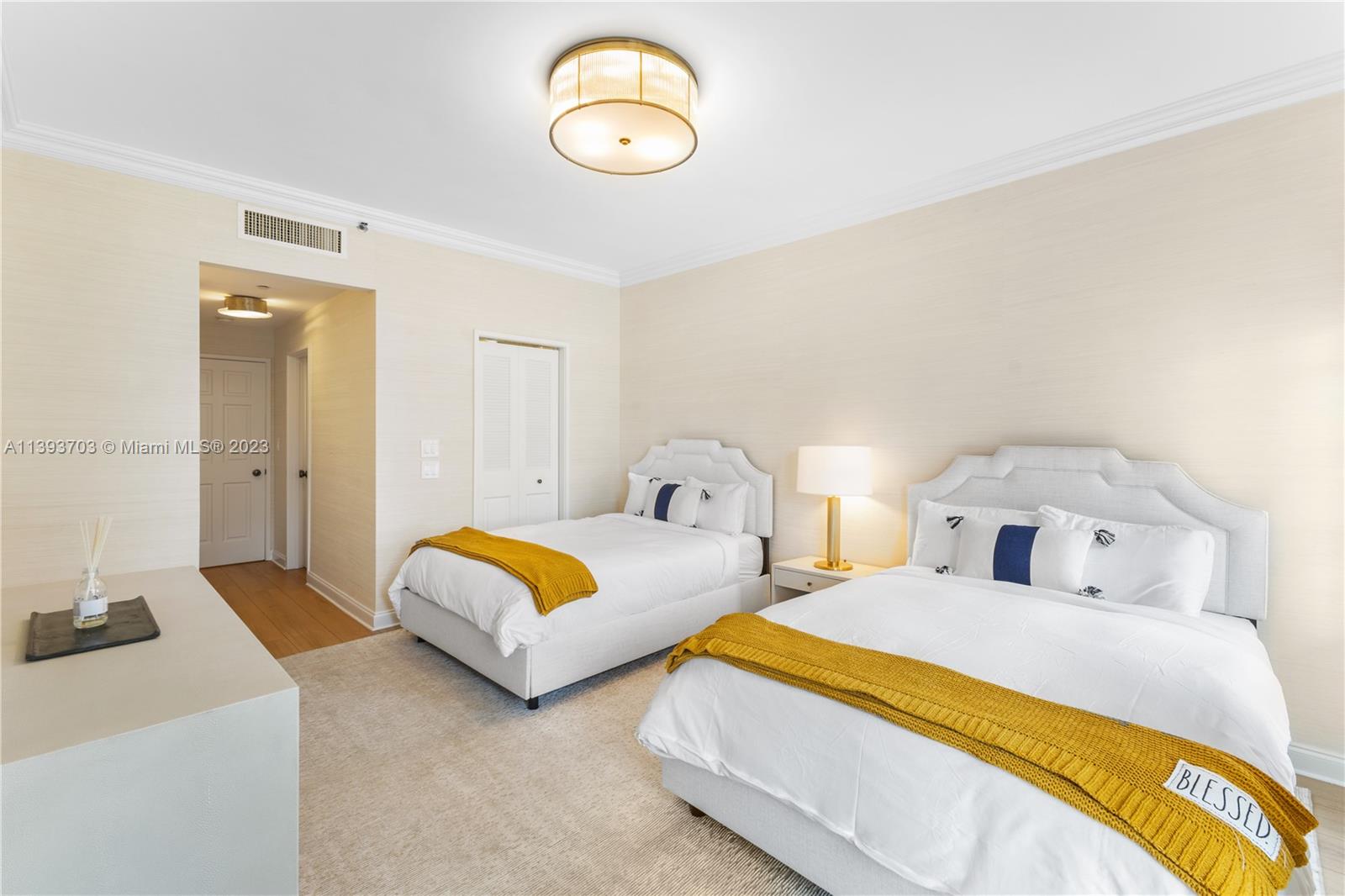 BAYSIDE VILLAGE CONDO - Residential Lease