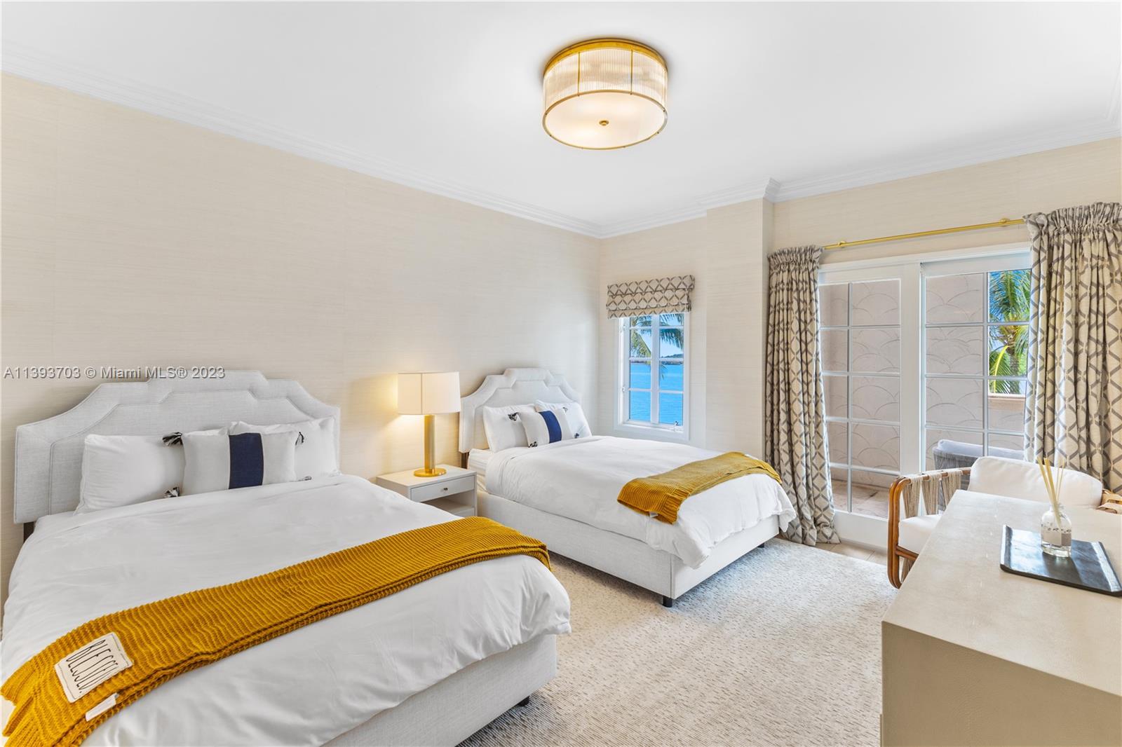 BAYSIDE VILLAGE CONDO - Residential Lease