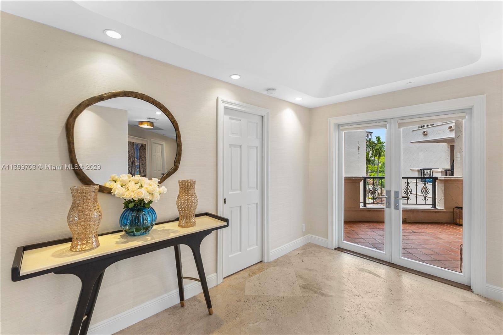 BAYSIDE VILLAGE CONDO - Residential Lease