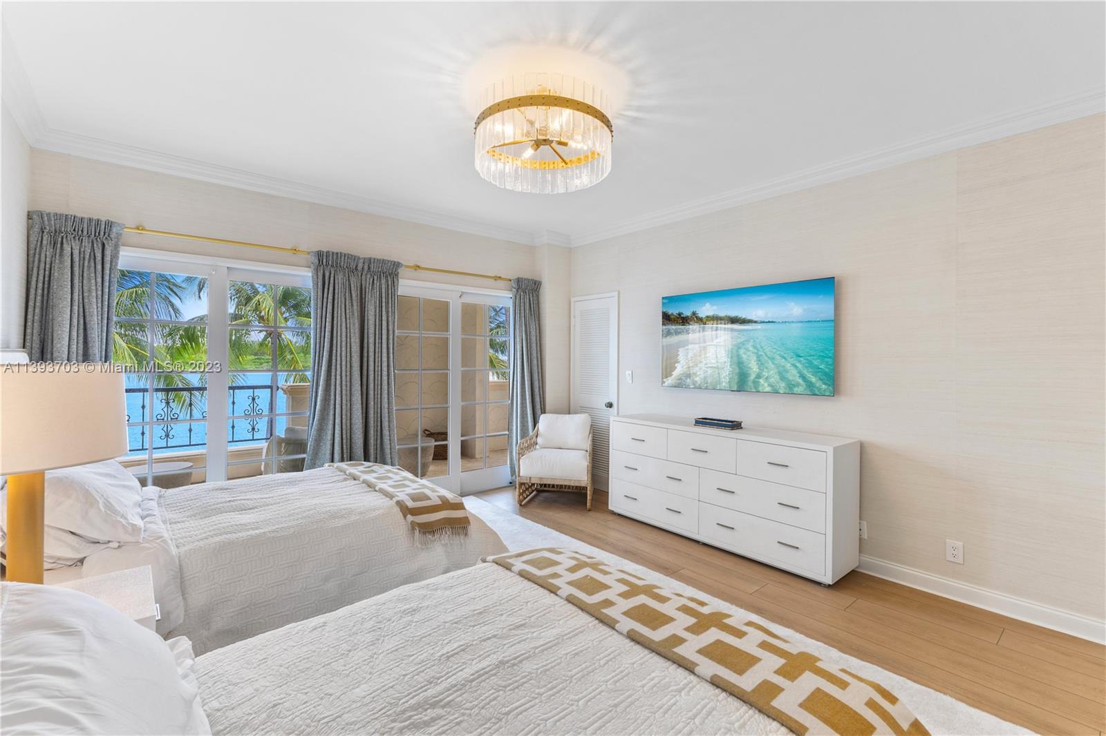 BAYSIDE VILLAGE CONDO - Residential Lease