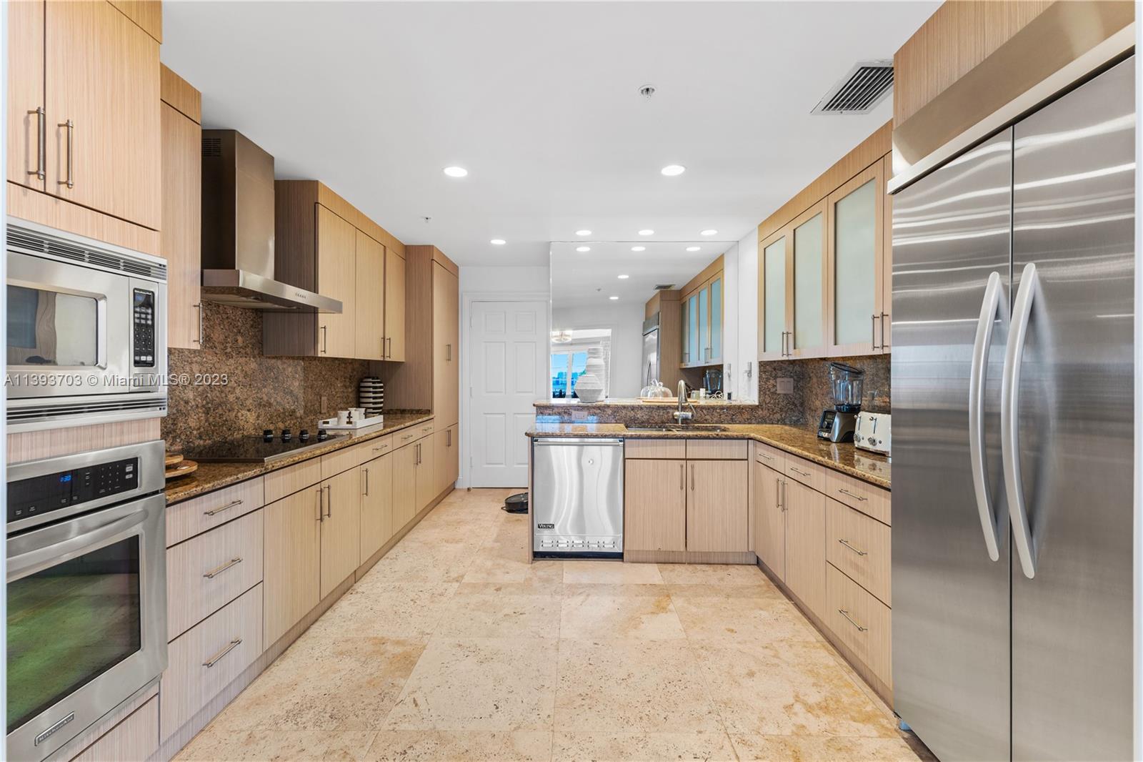 BAYSIDE VILLAGE CONDO - Residential Lease