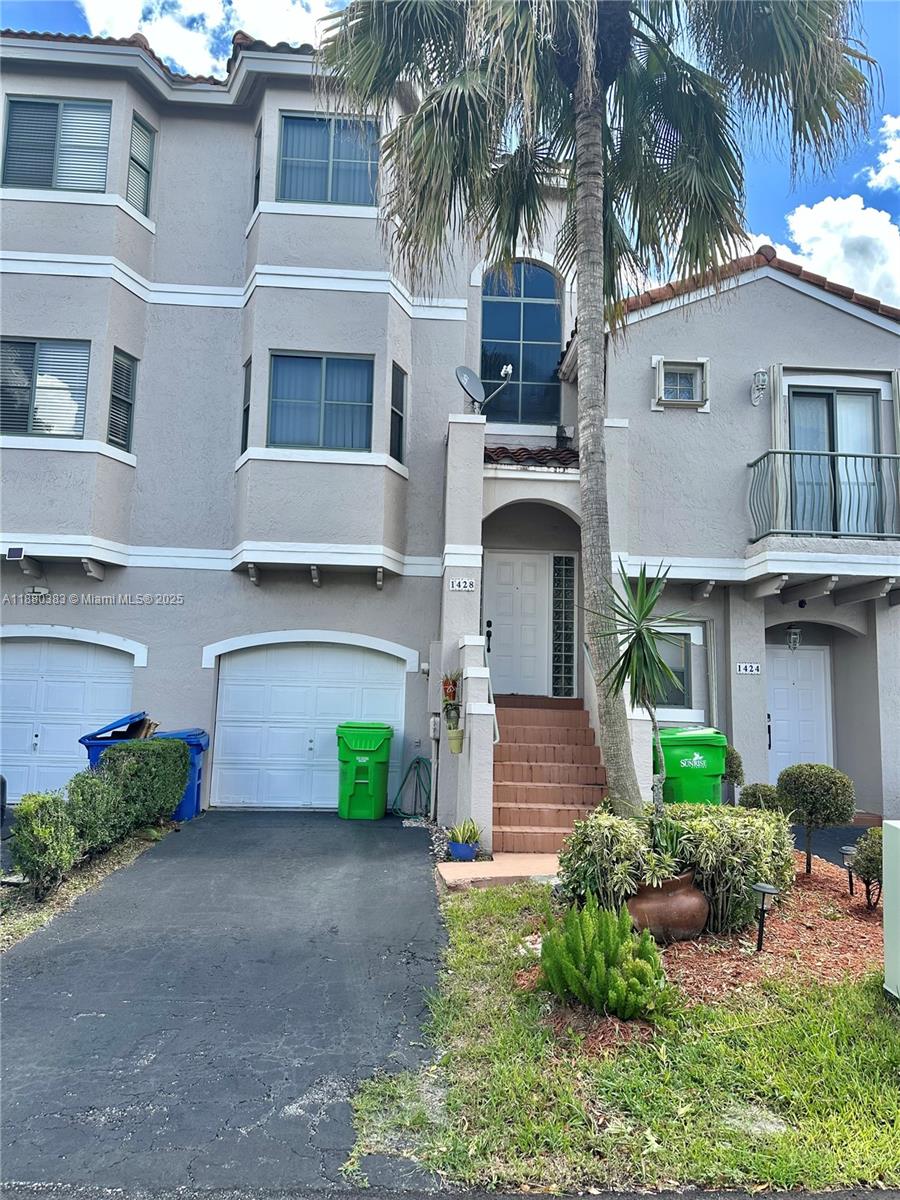 Three-story townhouse with beautiful lake views located in the community of Allegro Sawgrass Mills. Total 4 bedrooms. First level master bedroom and 1 car garage. Second level kitchen, dinning room, living room and half bath. Third level 3 bedrooms and second full bathroom. Excellent location! Walking distance to Sawgrass Mall and easy access to I-75. Low HOA fee. The Association doesn't allow the Buyer to rent out the property the first year. Easy to show! Please send your showing request to the listing agent with 24 hours in advance.