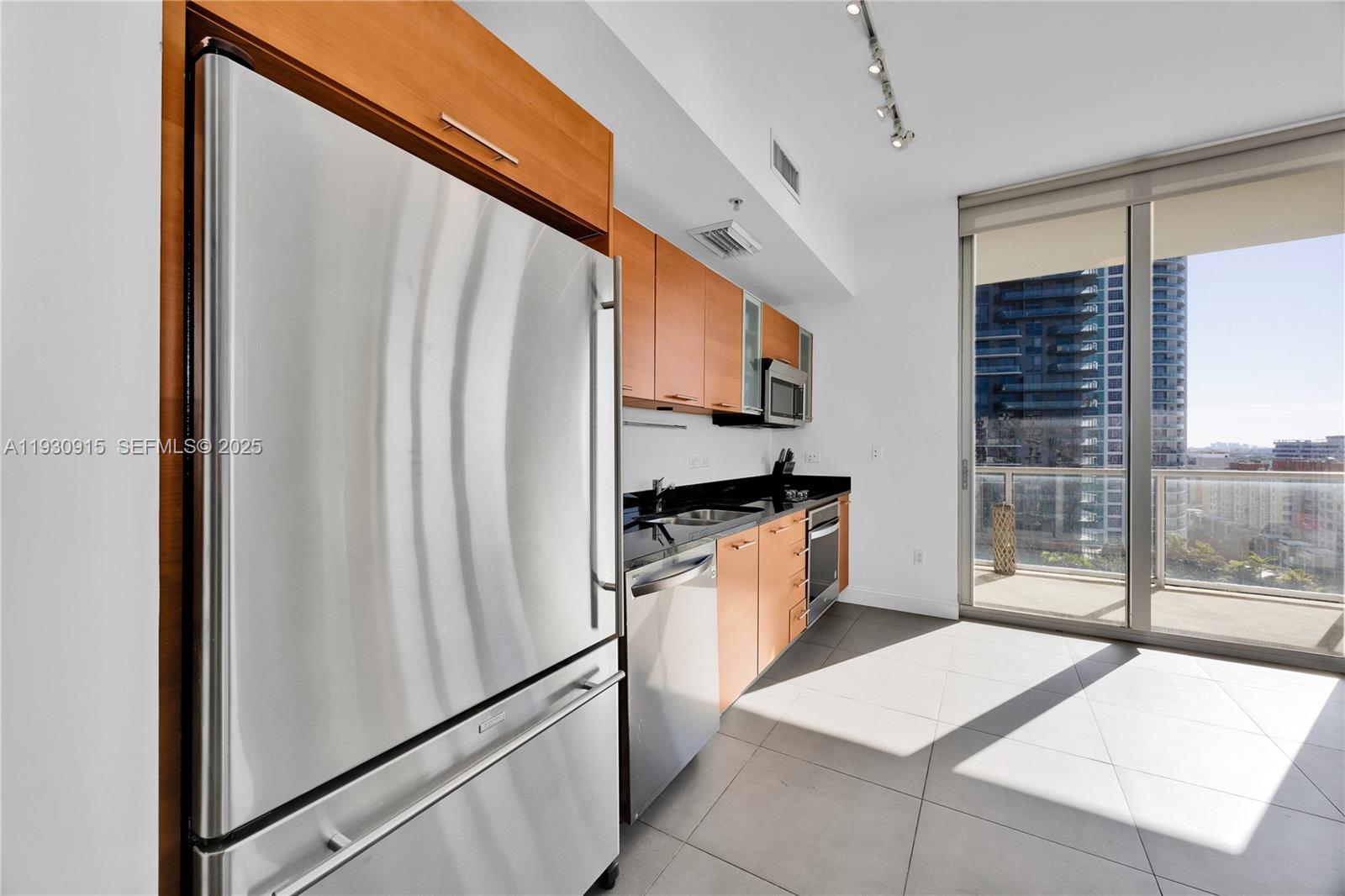 TWO MIDTOWN MIAMI CONDO - Residential