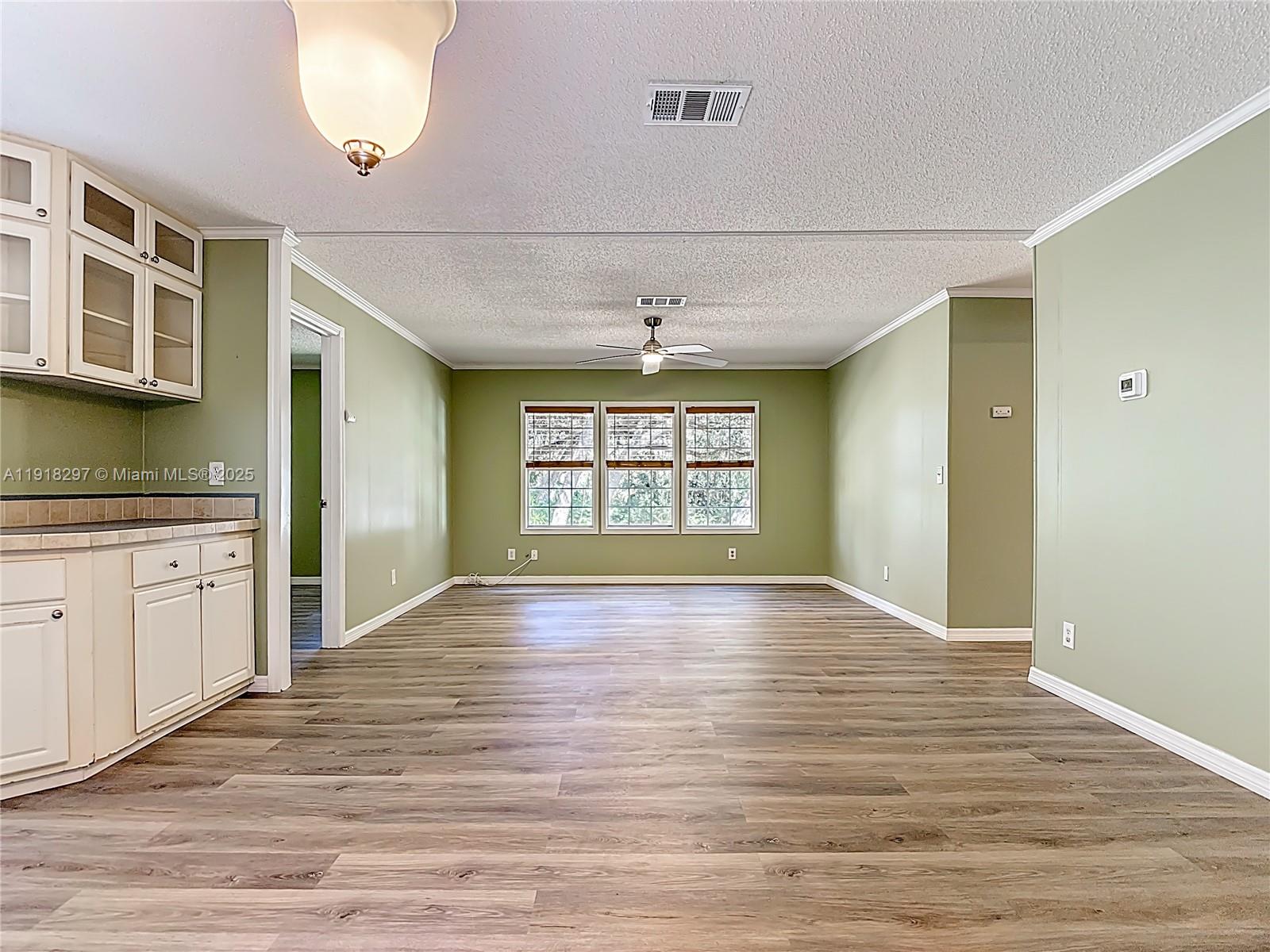 Port LaBelle - Residential