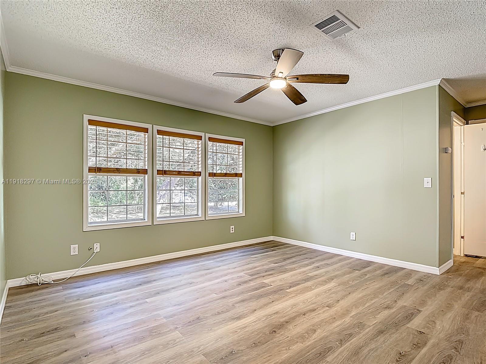 Port LaBelle - Residential