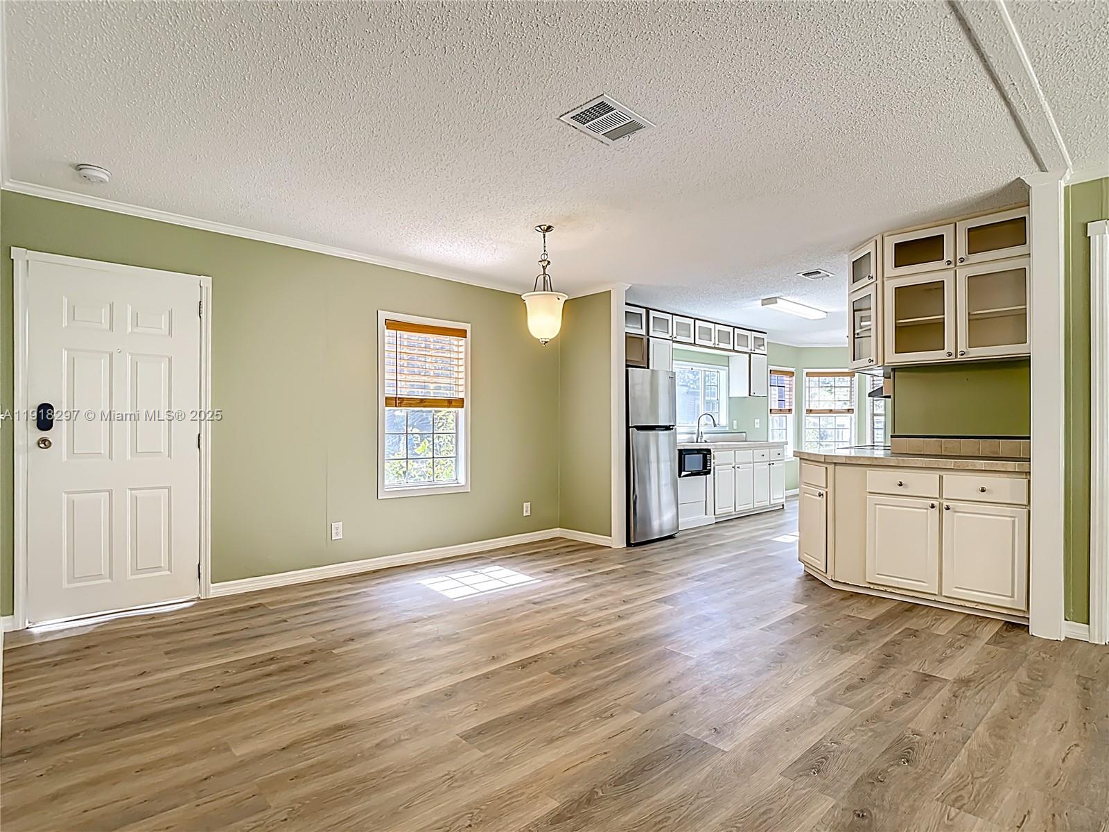 Port LaBelle - Residential