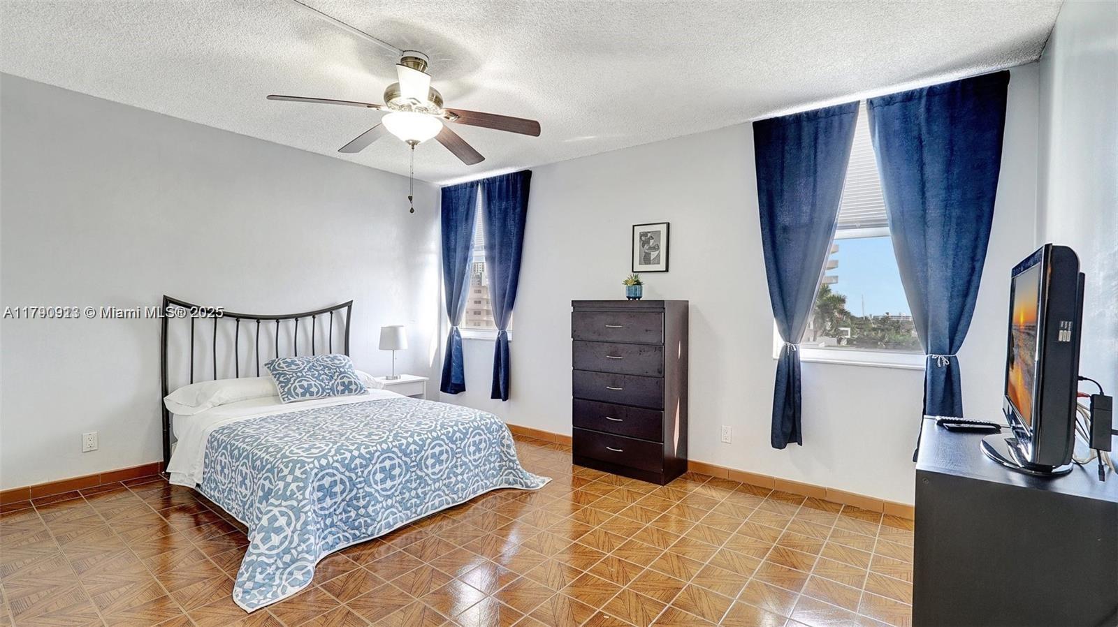 GOLDEN HORN SOUTH CONDO - Residential