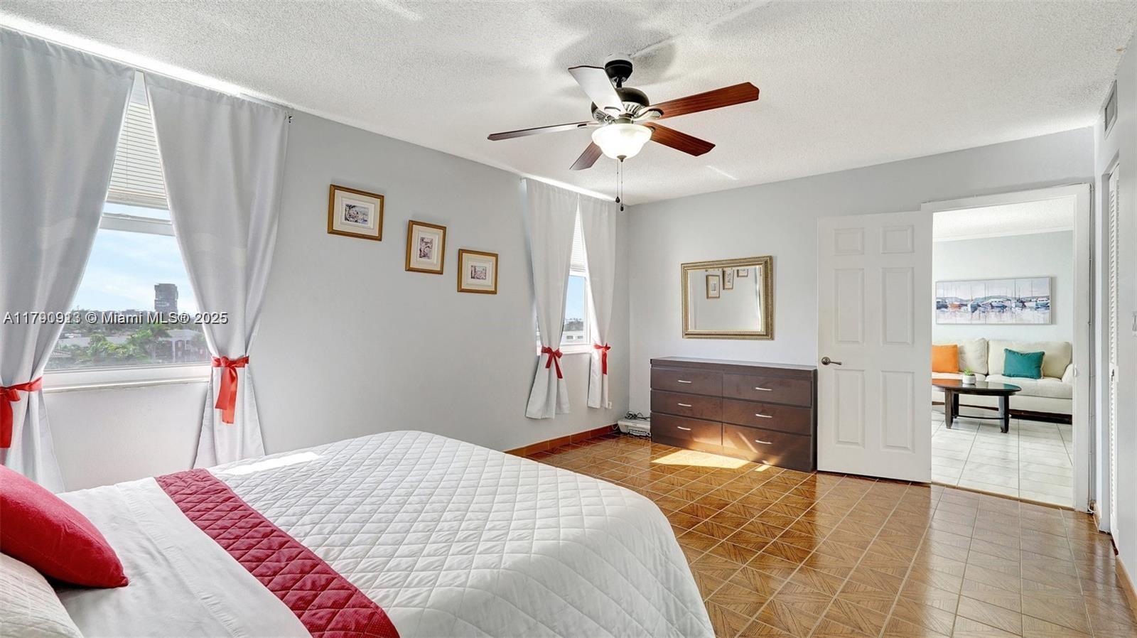 GOLDEN HORN SOUTH CONDO - Residential