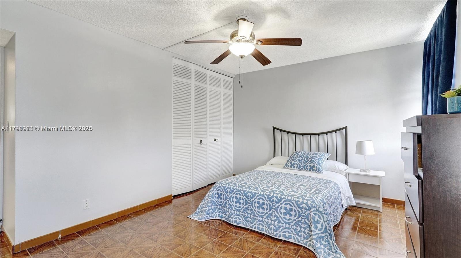 GOLDEN HORN SOUTH CONDO - Residential