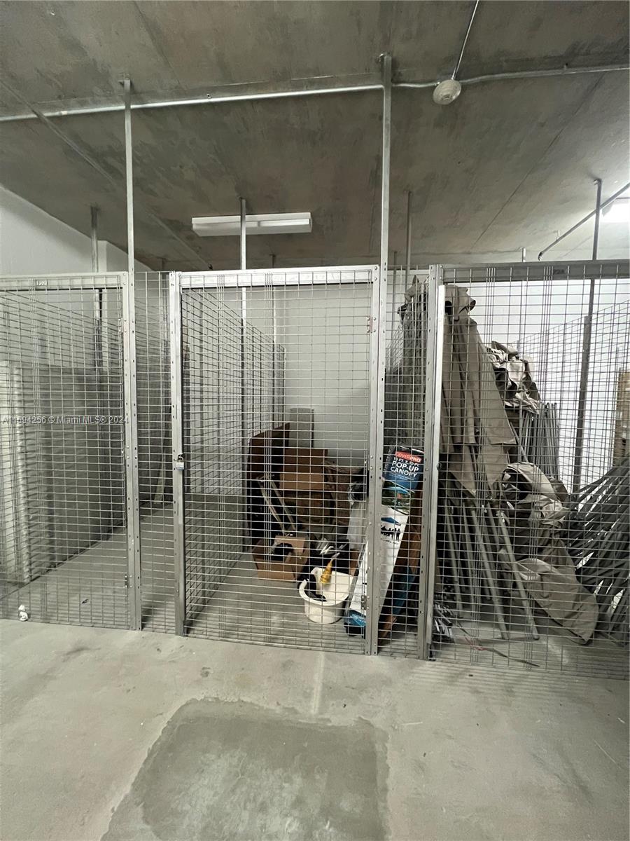 5252 PASEO CONDO - Residential