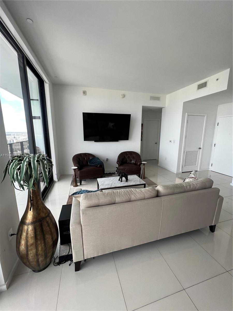 5252 PASEO CONDO - Residential