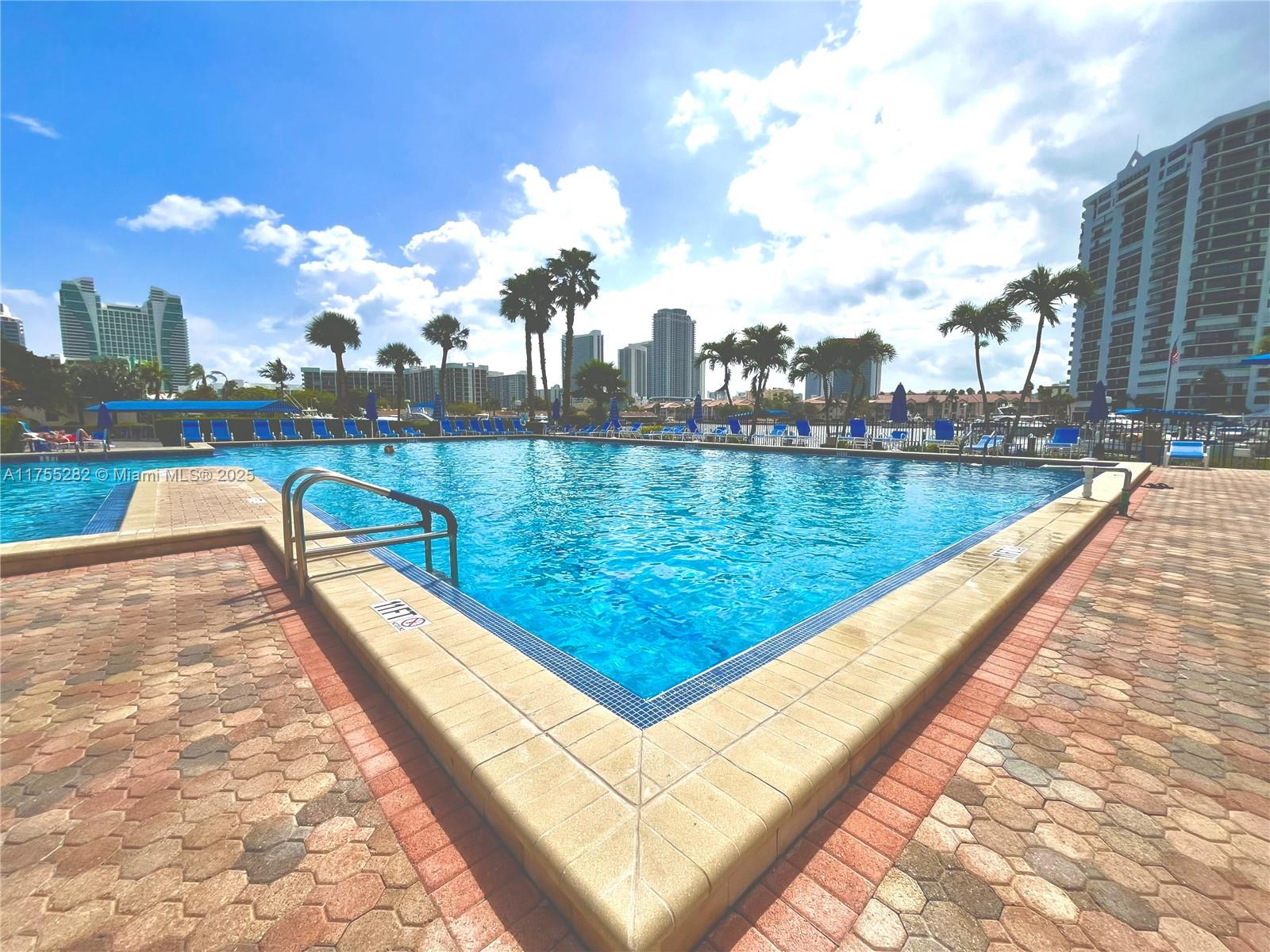 OLYMPUS CONDO PHASE - Residential