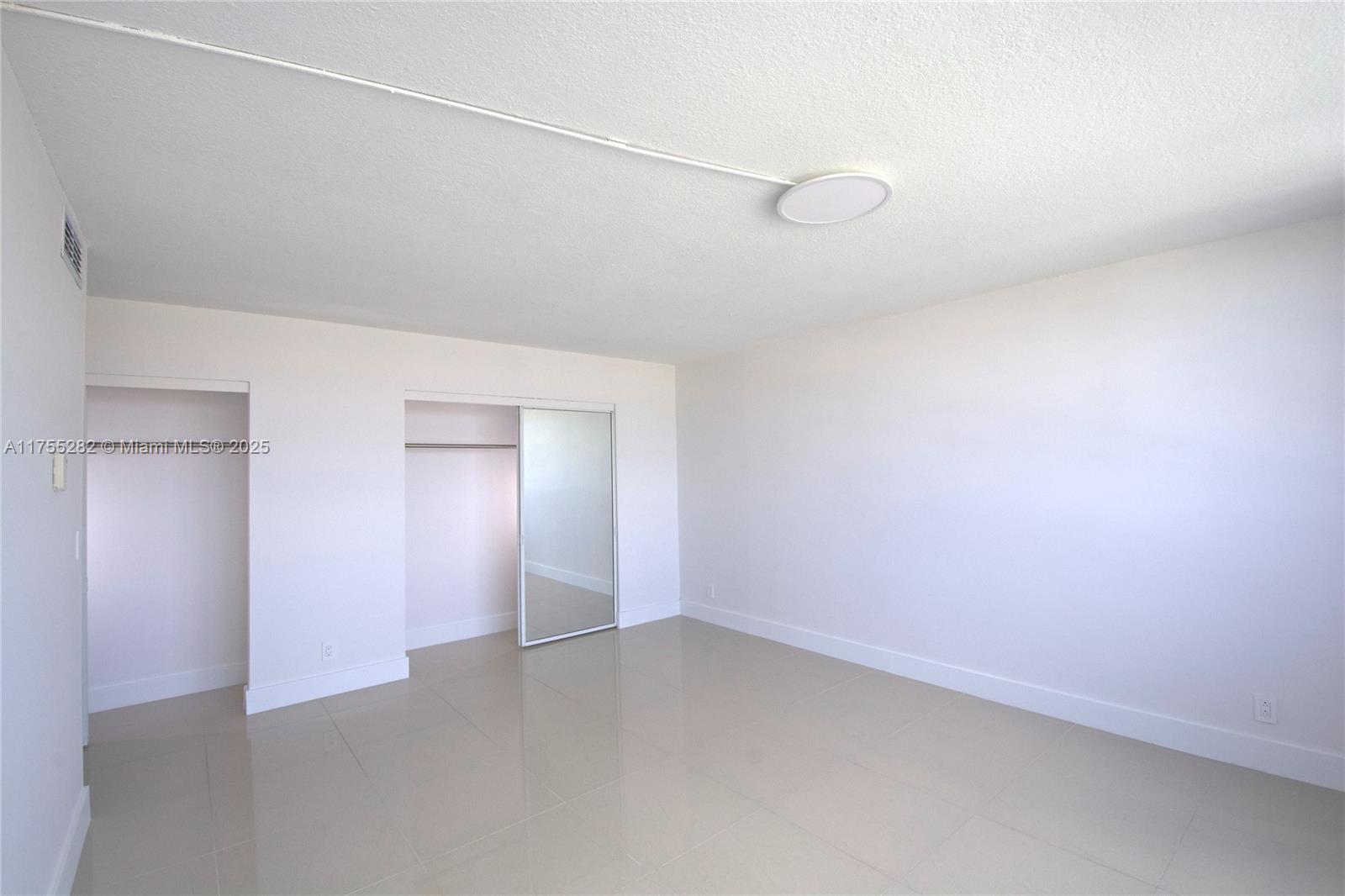 OLYMPUS CONDO PHASE - Residential