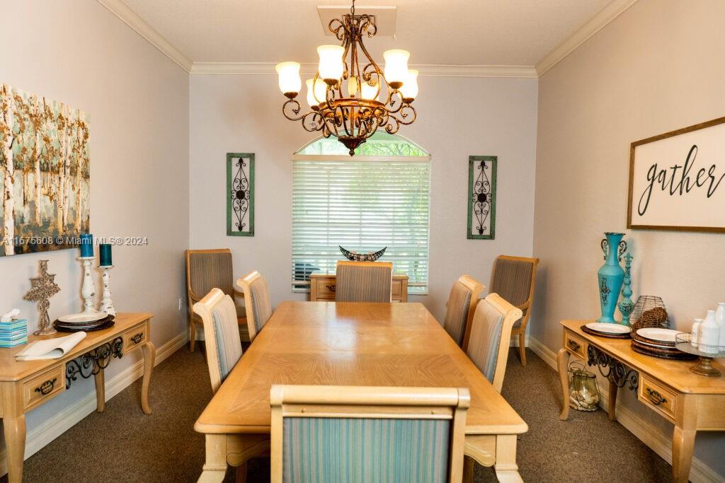 301 PENINSULAR DR