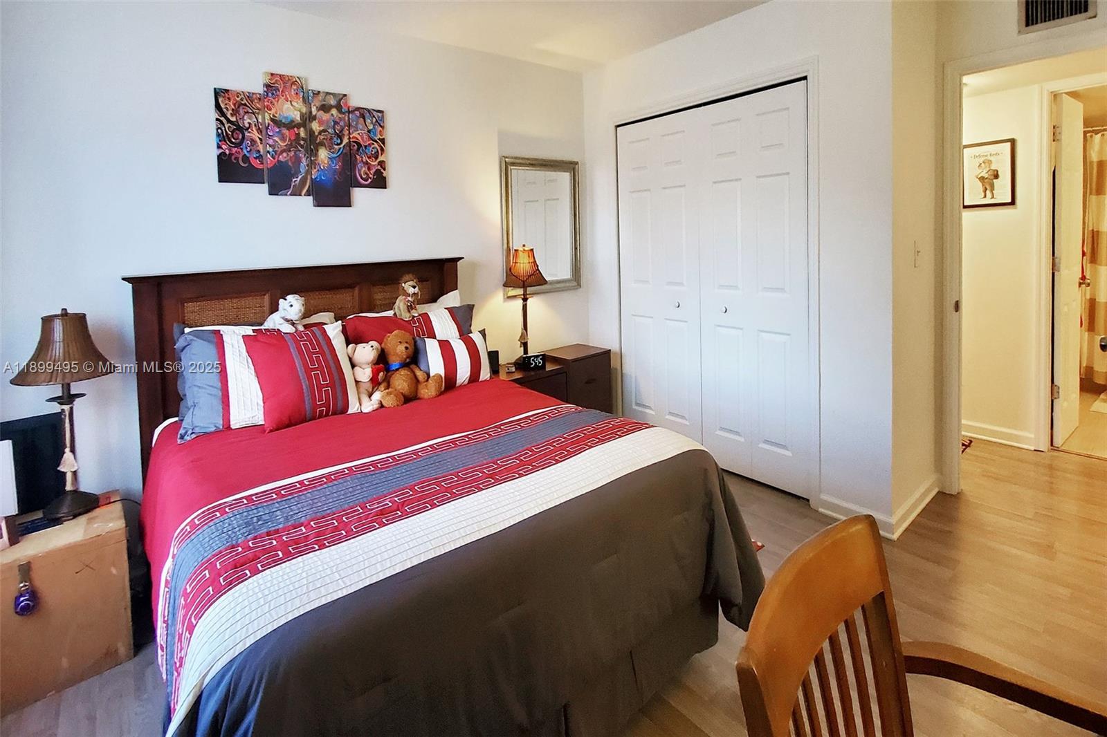 MANOR GROVE VILLAGE ONE I - Residential