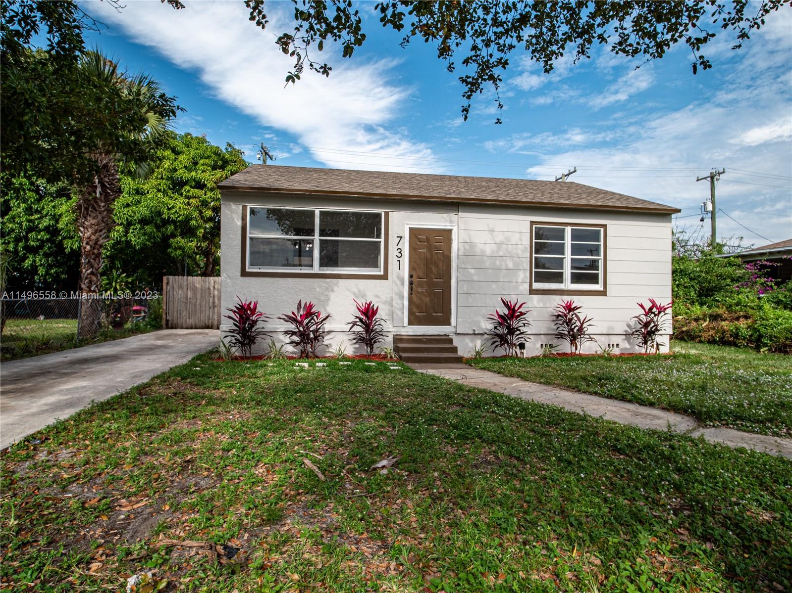 731 50th St St, West Palm Beach, Palm Beach County, Florida - 3 Bedrooms  
1 Bathrooms - 