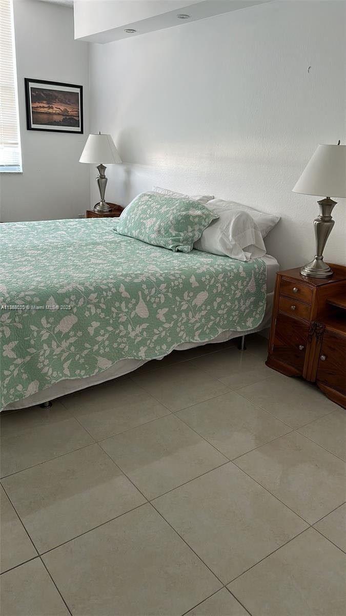 ARLEN HOUSE WEST CONDO - Residential Lease
