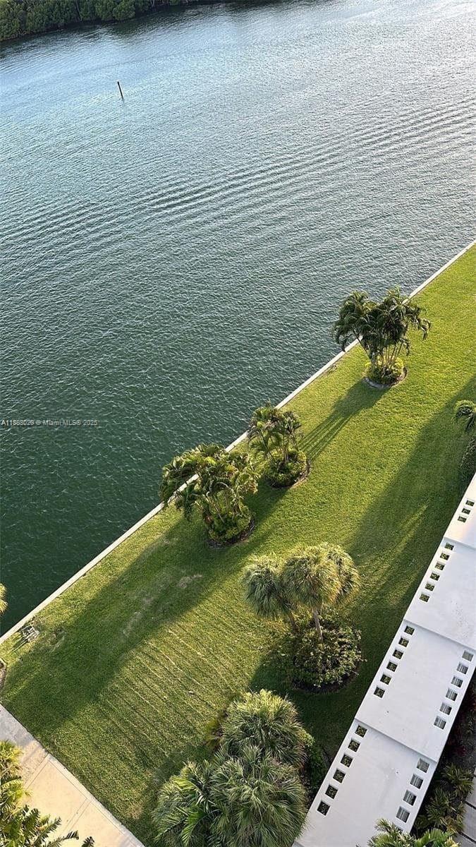 ARLEN HOUSE WEST CONDO - Residential Lease
