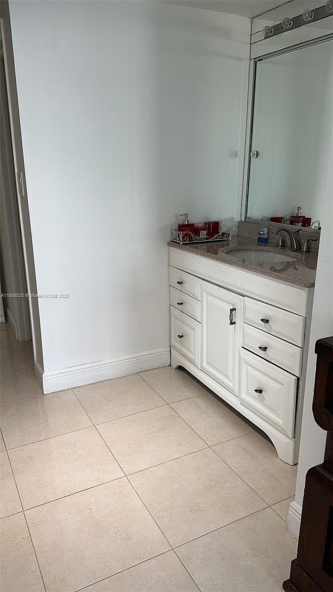 ARLEN HOUSE WEST CONDO - Residential Lease