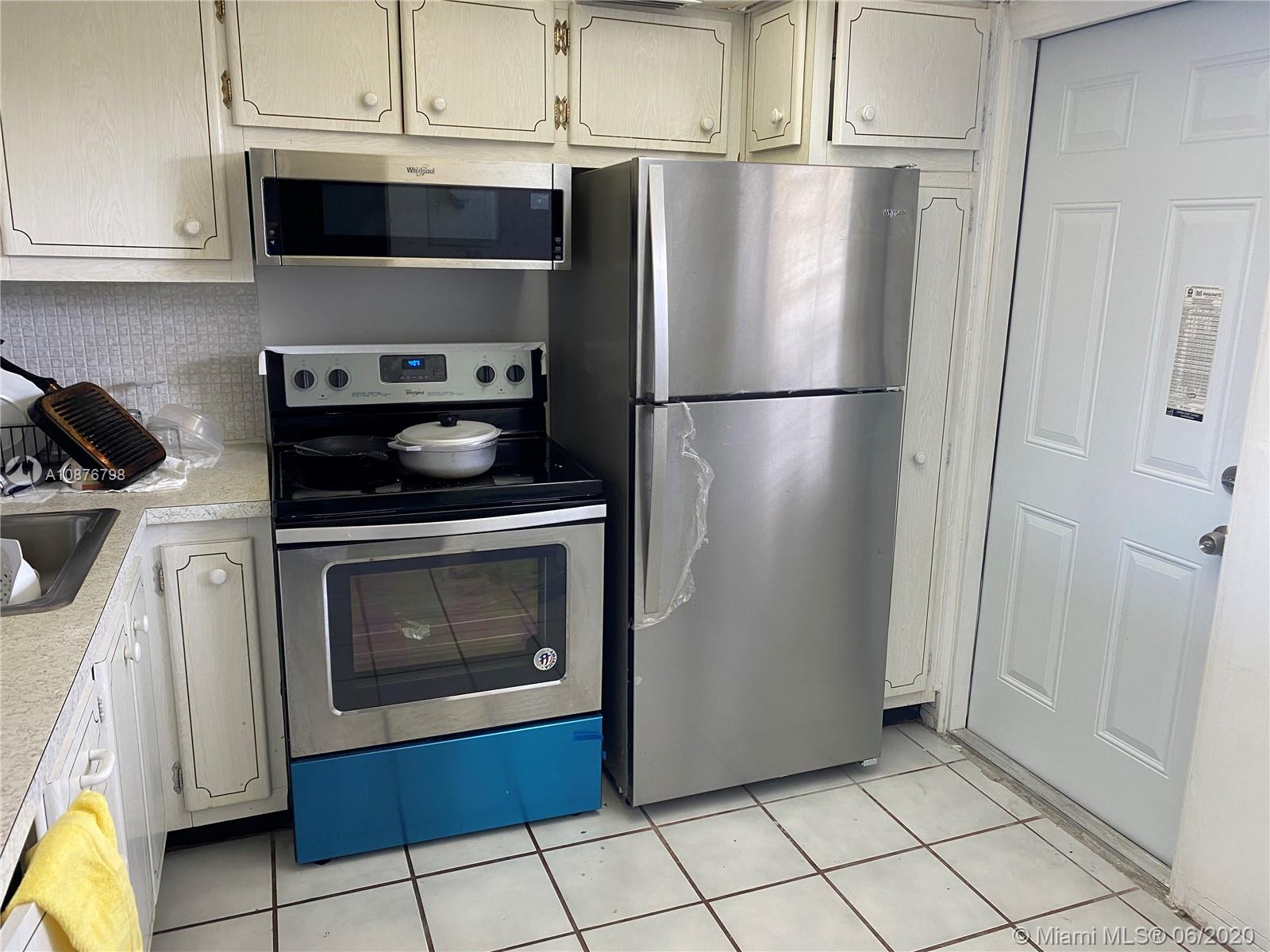 BISC LAKE GARDENS NO 2 BL - Residential