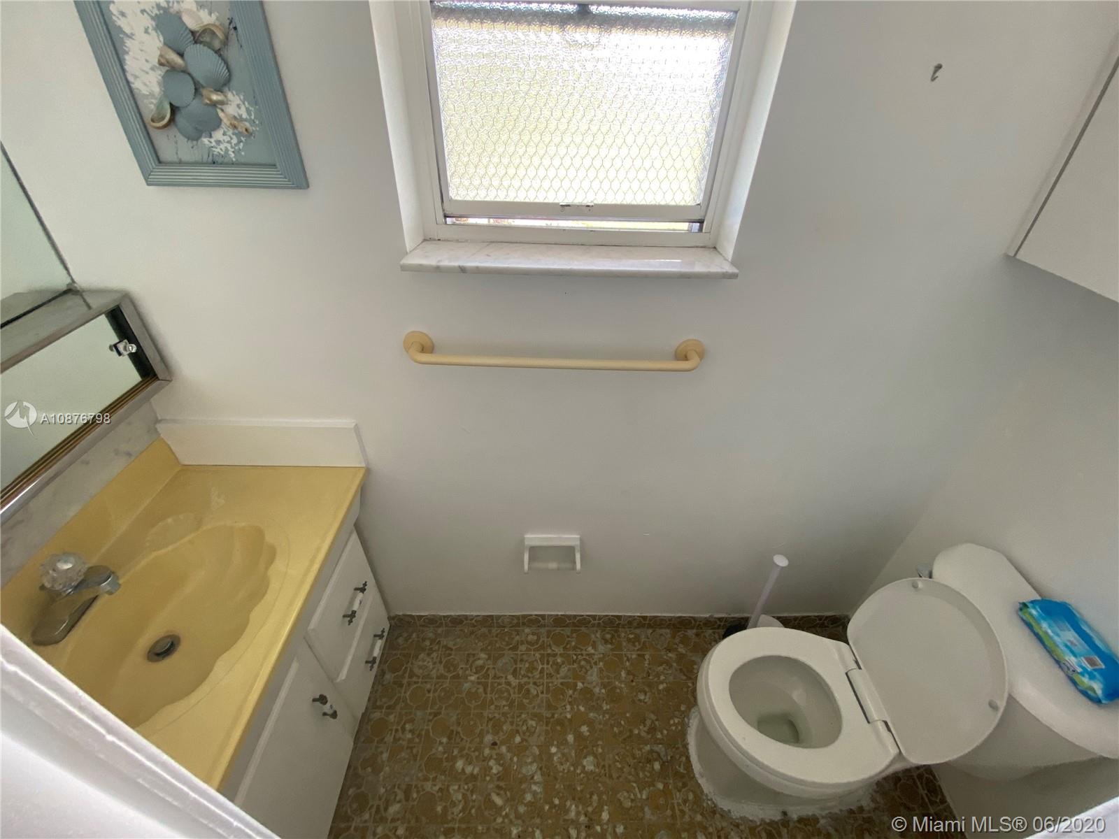 BISC LAKE GARDENS NO 2 BL - Residential