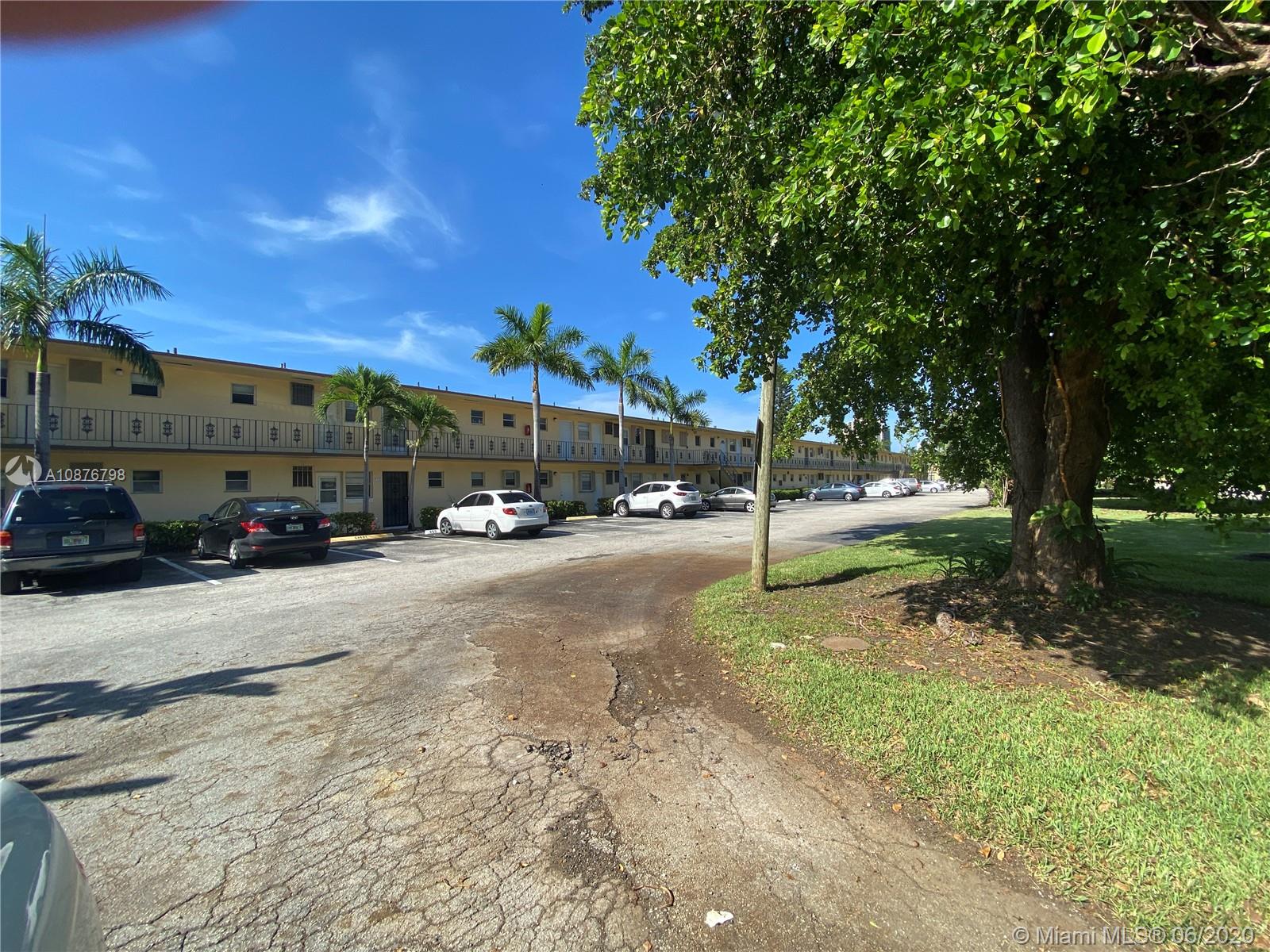 BISC LAKE GARDENS NO 2 BL - Residential