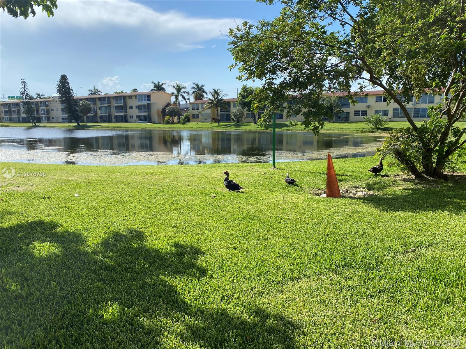 BISC LAKE GARDENS NO 2 BL - Residential