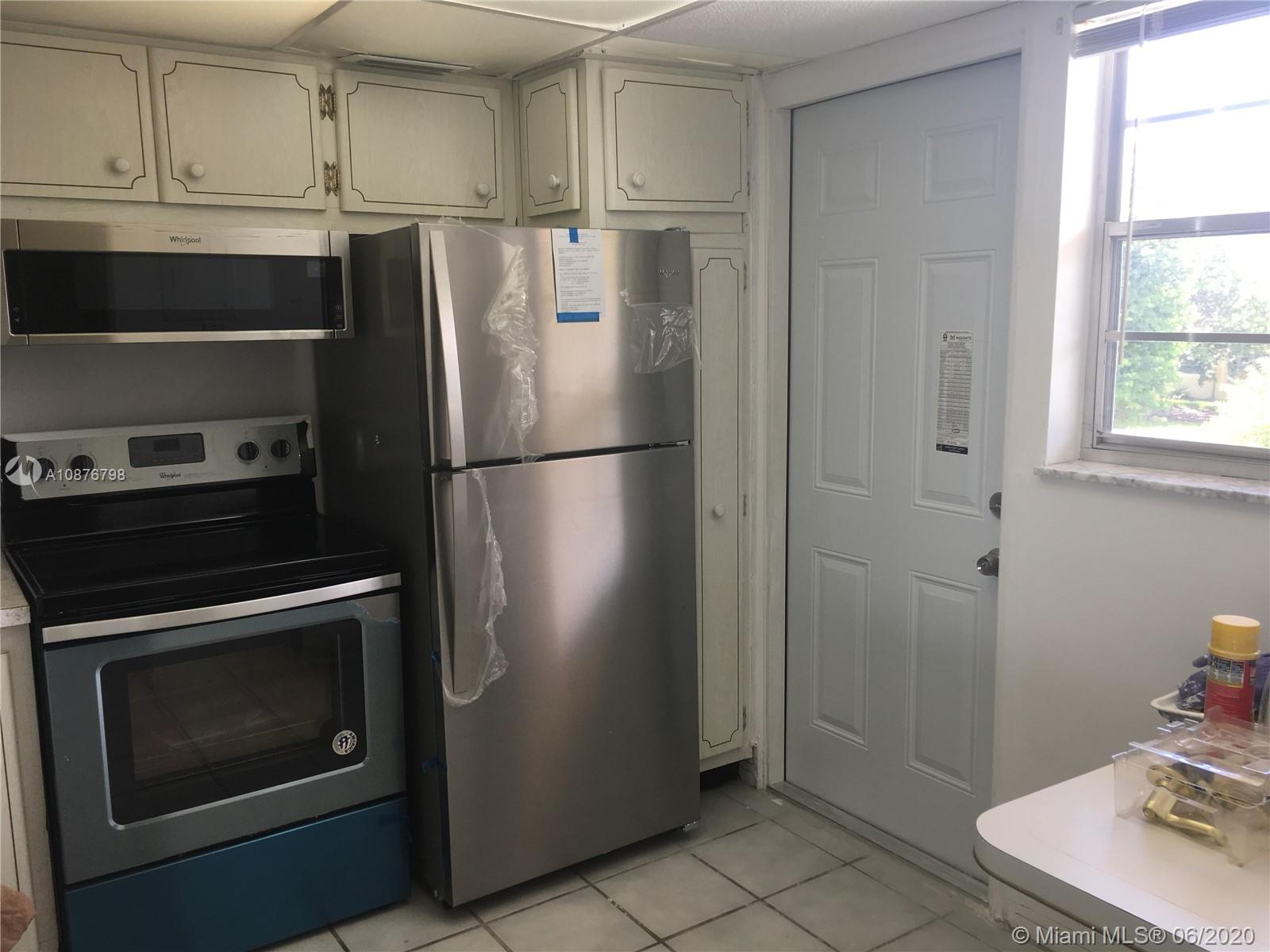 BISC LAKE GARDENS NO 2 BL - Residential