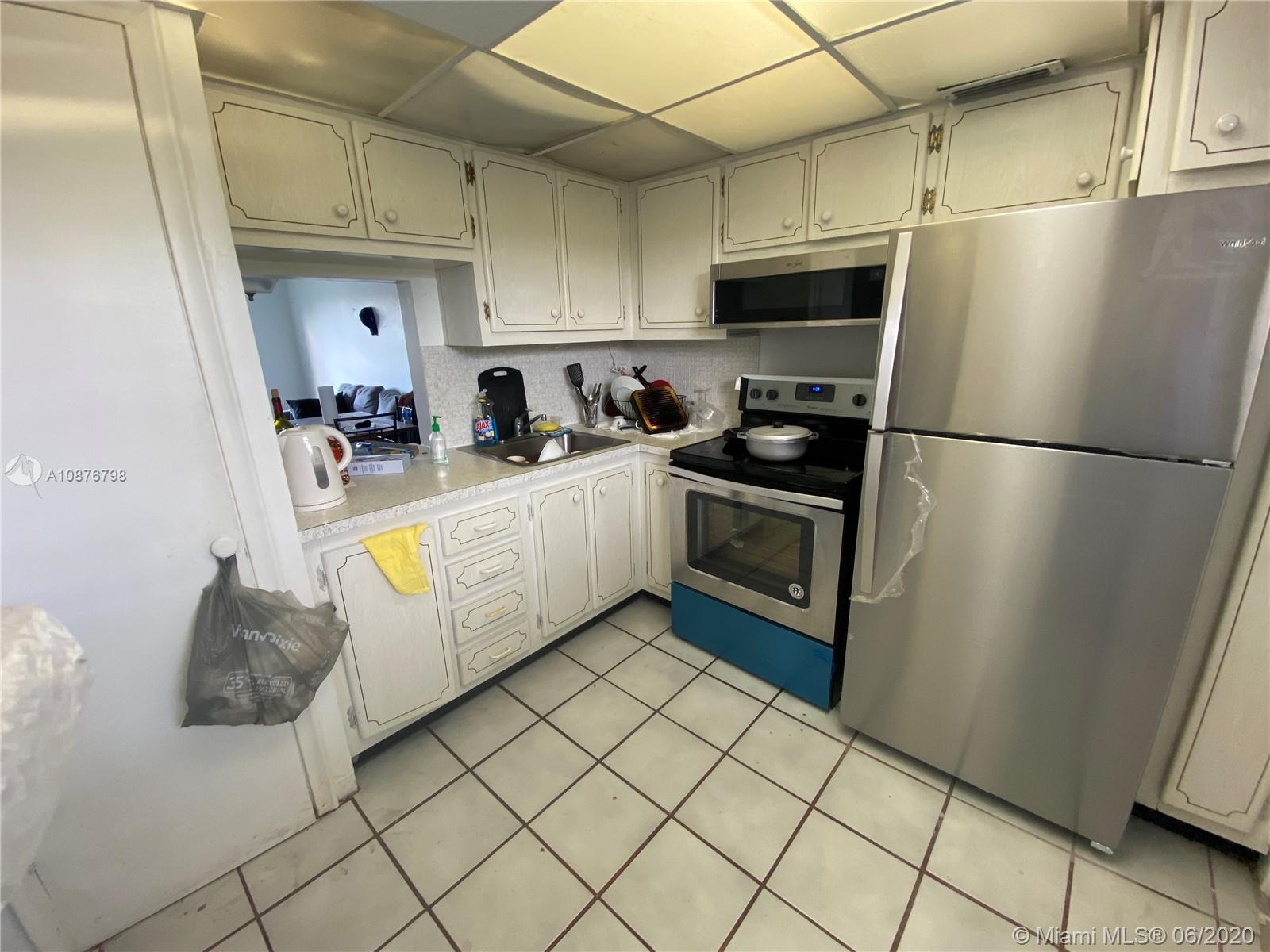 BISC LAKE GARDENS NO 2 BL - Residential