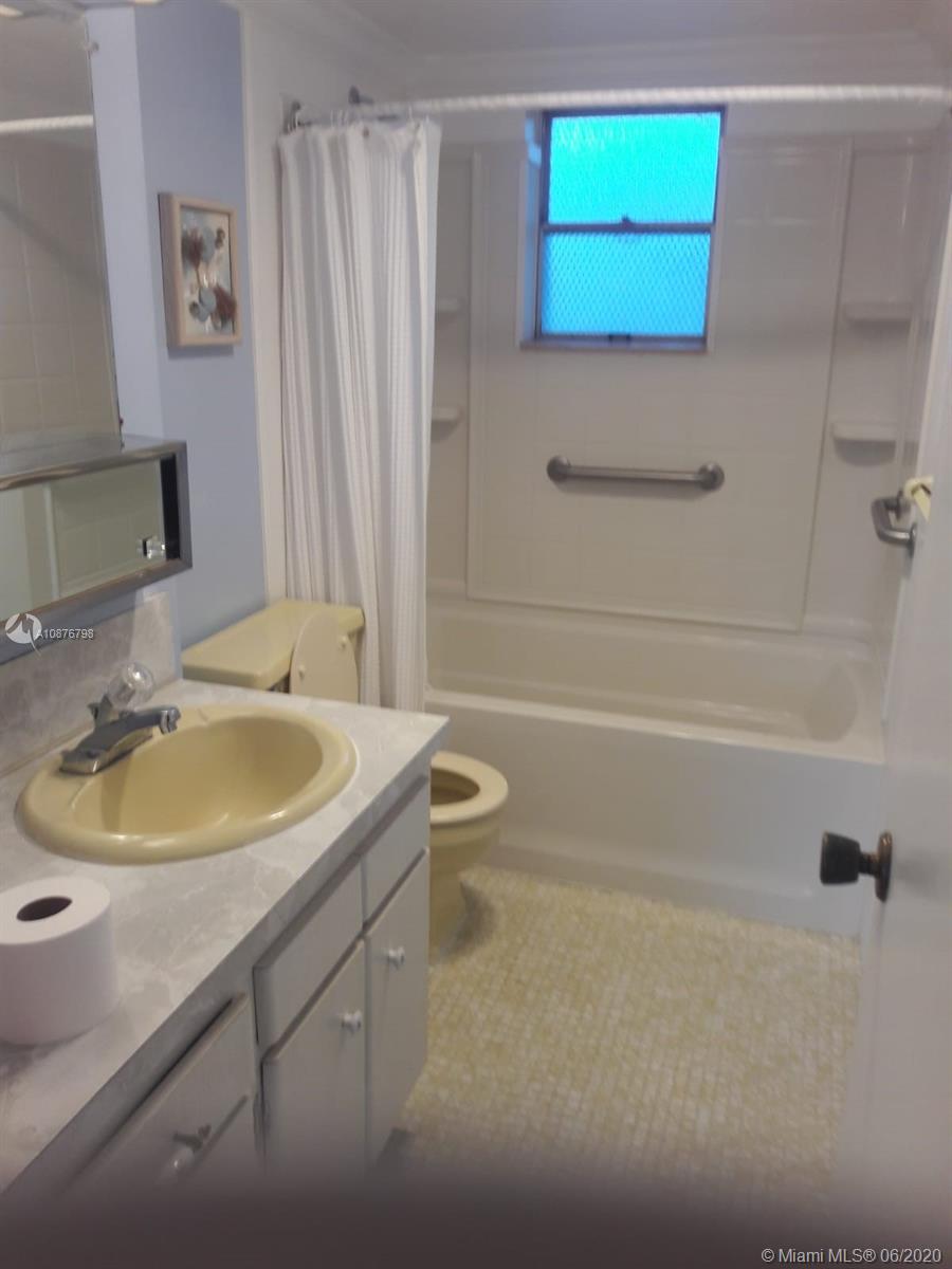 BISC LAKE GARDENS NO 2 BL - Residential
