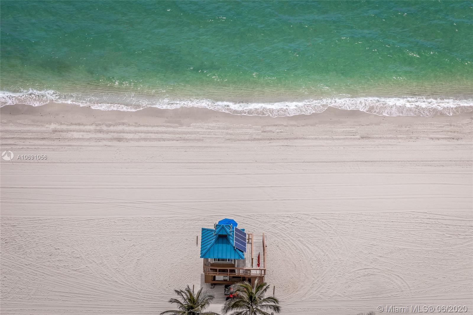 JADE SIGNATURE CONDO - Residential