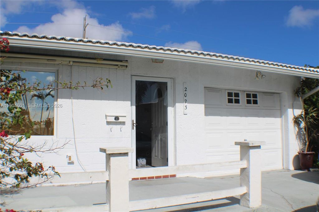 Photo of 2023 SW 16th Ave, Boynton Beach, FL 33426 (MLS # A11954601)