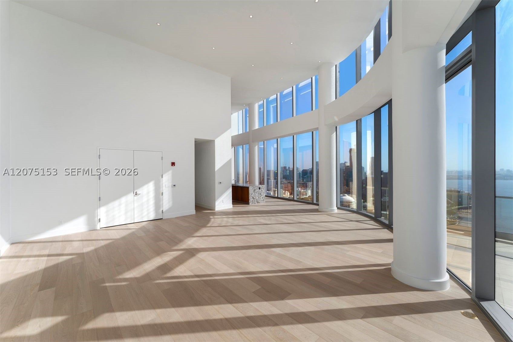 View photos, virtual tours, details... 175 SE 25th Road UPH01