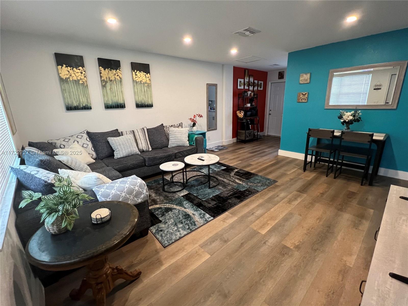 228 NW 9th Ave
